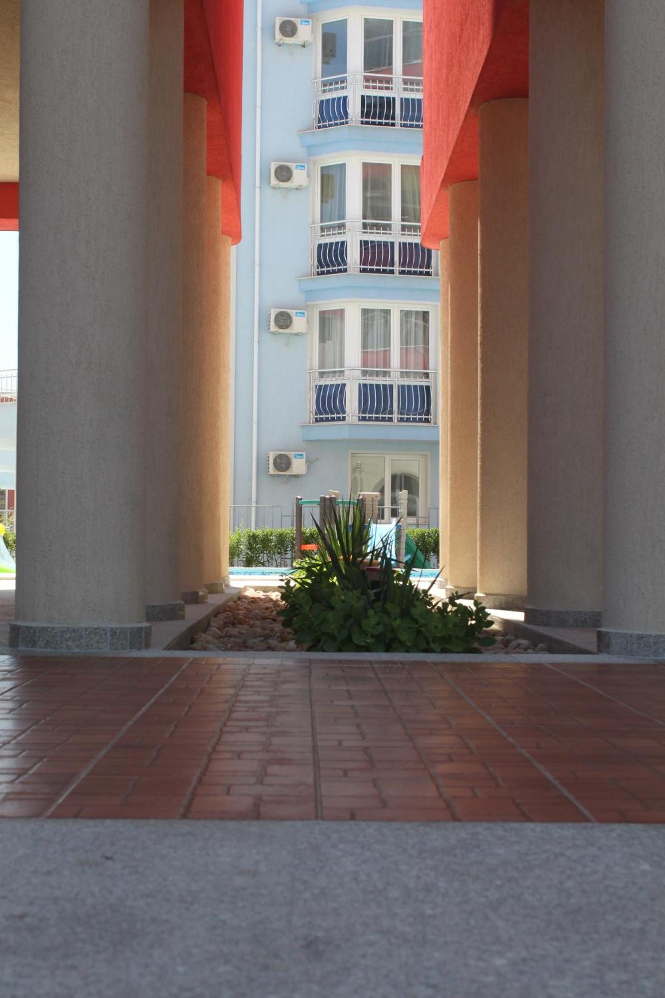 Rose Garden Omax Apartments Slantchev Briag Extérieur photo